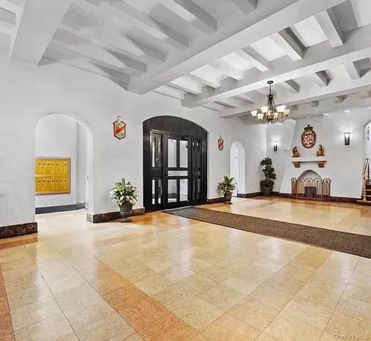 $2,350 | 37-21 80th Street, Unit 6E | Jackson Heights