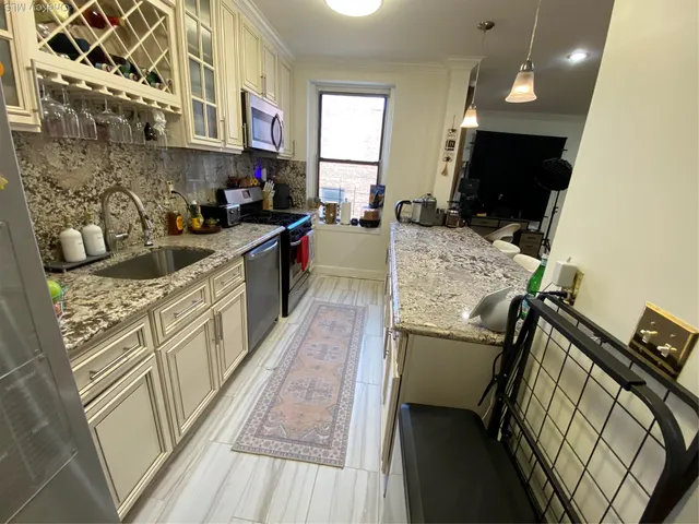 $2,350 | 37-21 80th Street, Unit 6E | Jackson Heights