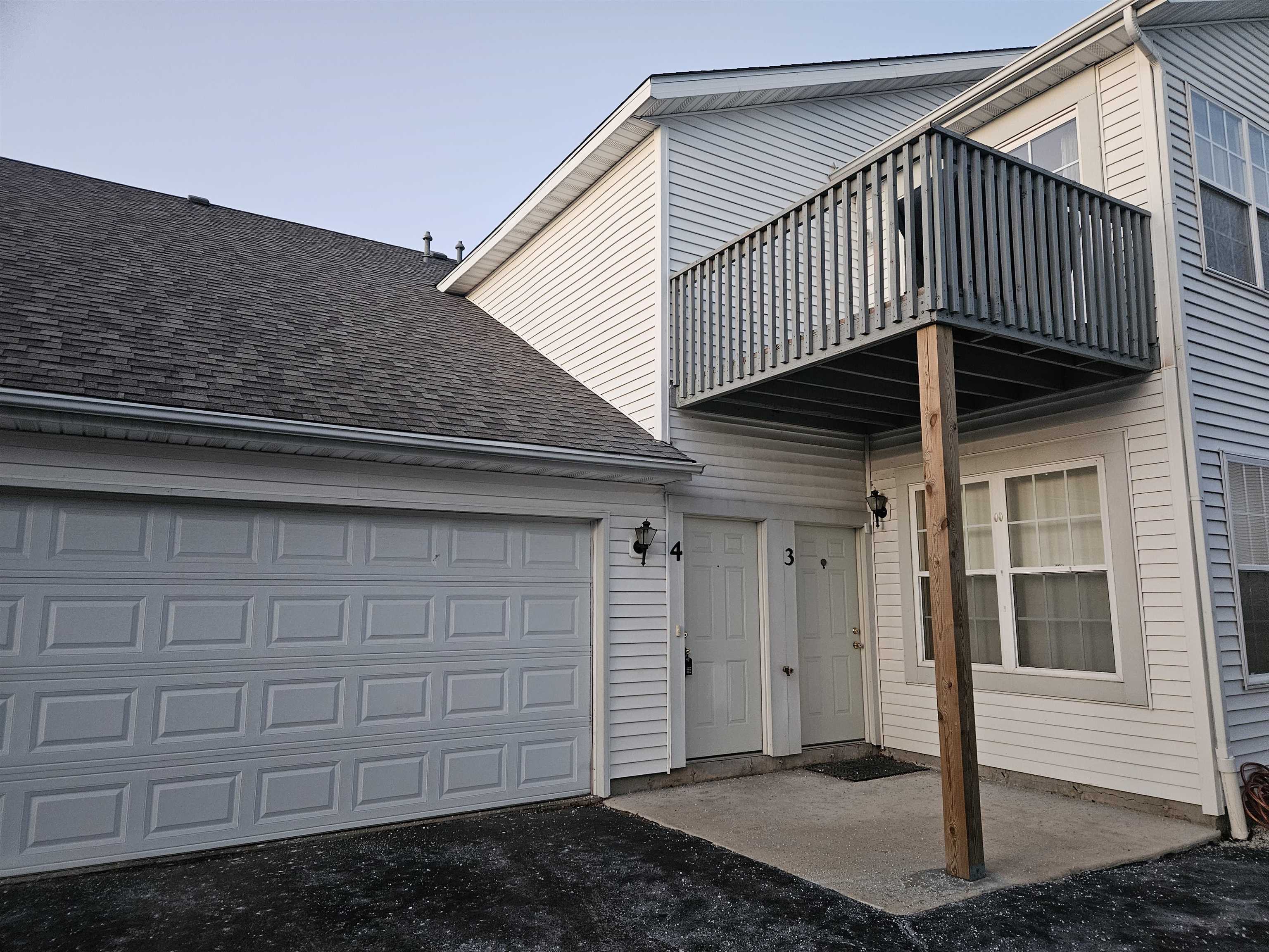 10167 Monarch Road Roscoe, IL 61073 - Photo 1 of 23 a view of a garage