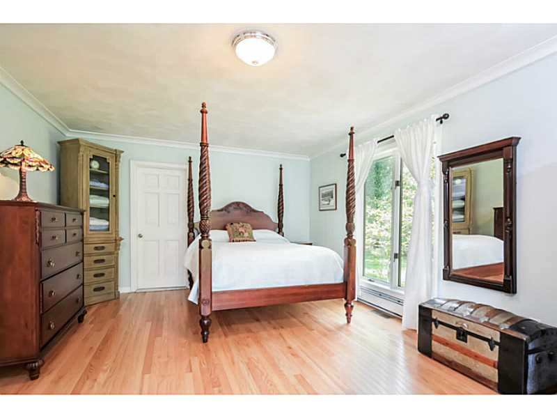 821 East Shore Road Jamestown, RI 02835 - Photo 14 of 25 Master Bedroom.
