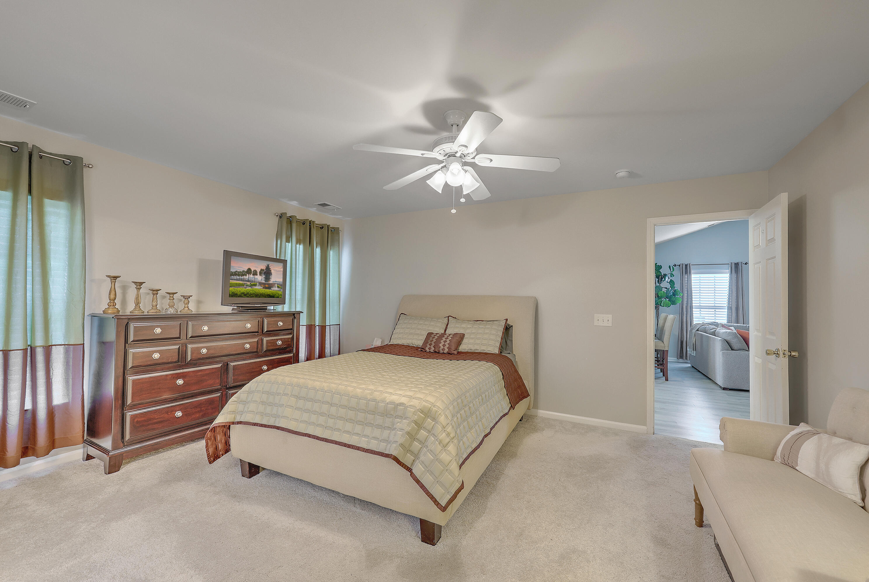 145 Decatur Drive Summerville, SC 29486 - Photo 15 of 39 ZYN_9831_2_3_4_5_6_7