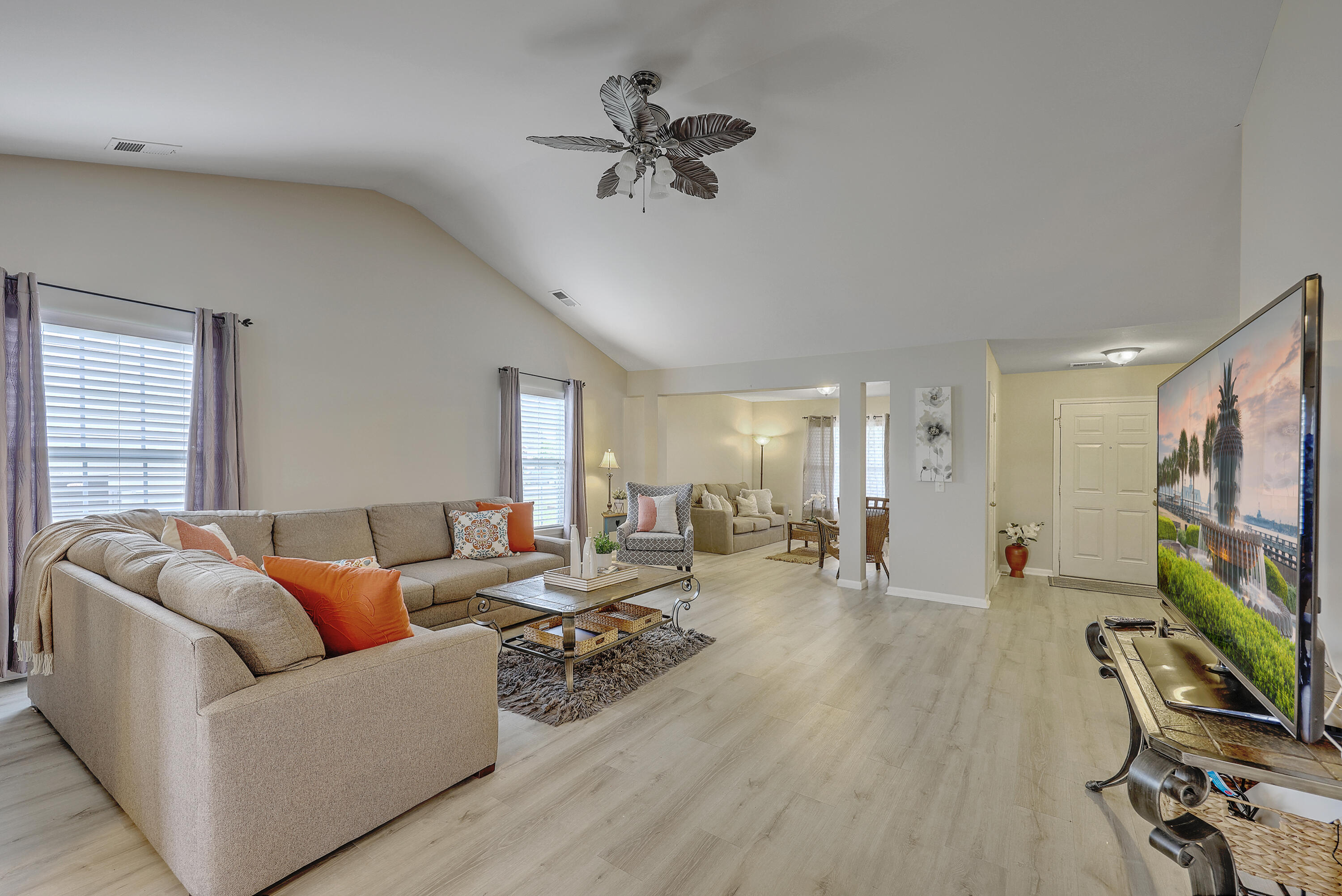 145 Decatur Drive Summerville, SC 29486 - Photo 8 of 39 ZYN_9747_48_49_50_51_52_53