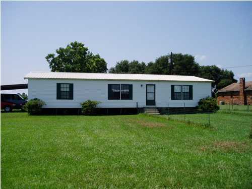 1358 Montgomery Road Opelousas, LA 70570 - Photo 1 of 5 Primary Photo