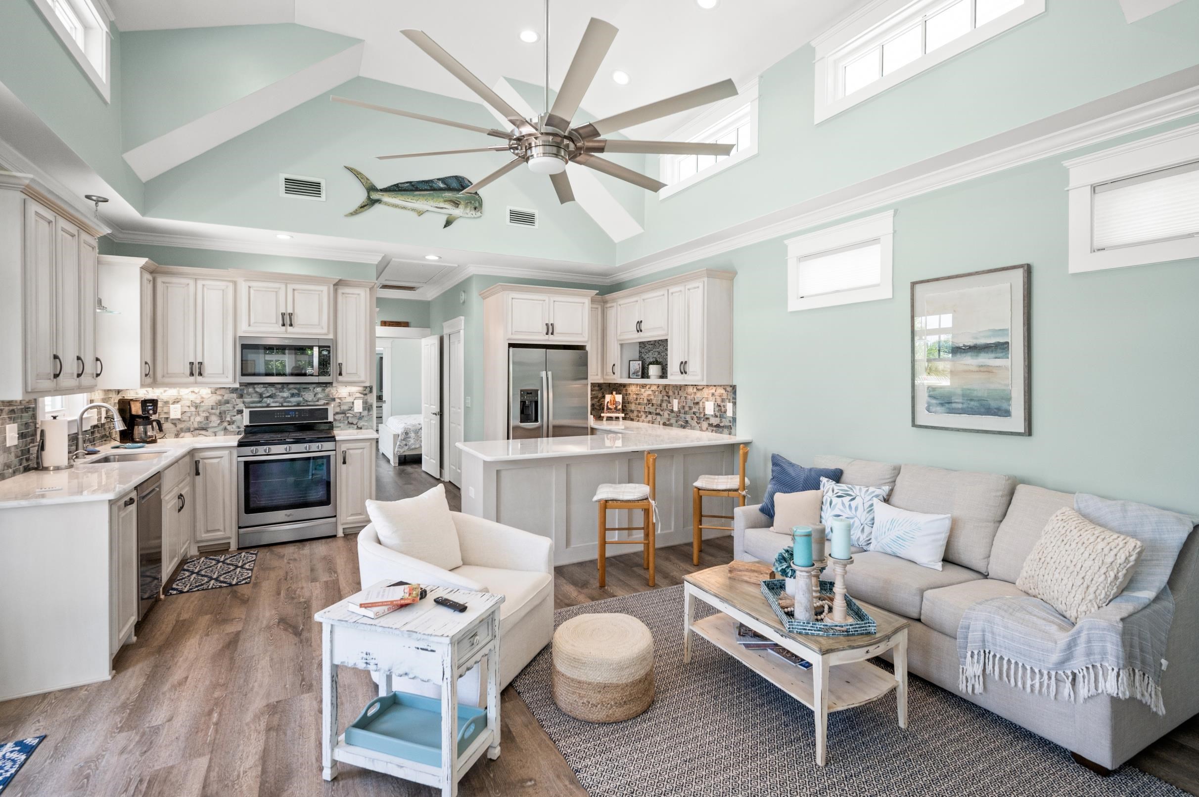 11881 Gateway Drive Elberta, AL 36530 - Photo 6 of 43 Vaulted Ceilings