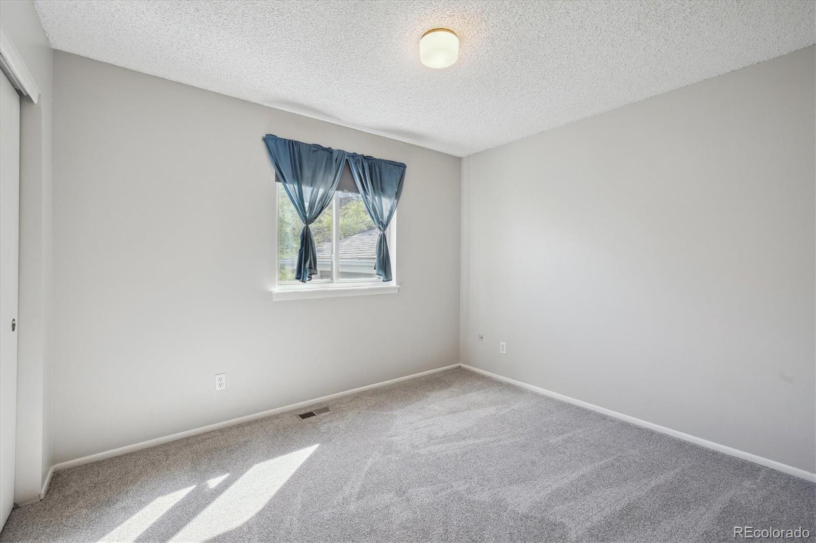 19322 East Eldorado Drive Aurora, CO 80013 - Photo 22 of 35