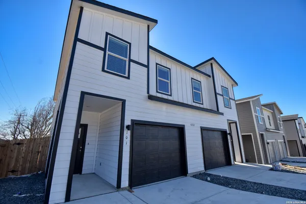 $1,650 | 6202 Oakland Ridge, Unit 101, San Antonio, TX 78238