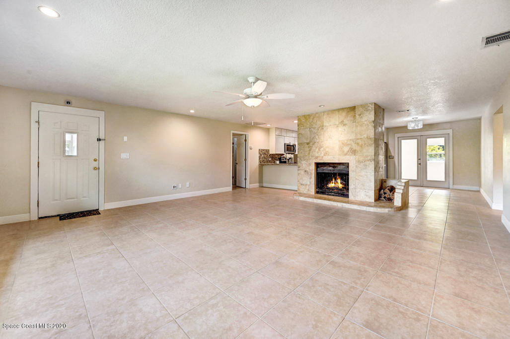3760 Harlock Road Melbourne, FL 32934 - Photo 4 of 26 3760 Harlock rd 1