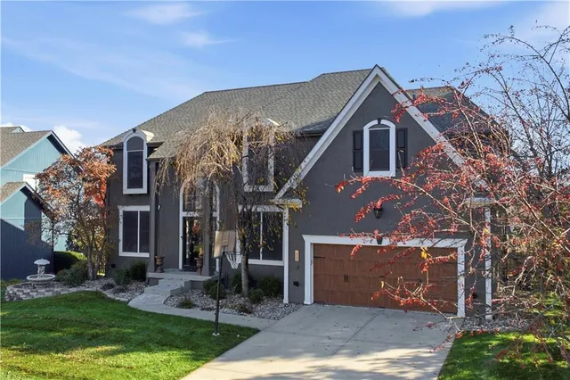 $665,000 | 16009 Ash Street, Overland Park, KS 66085