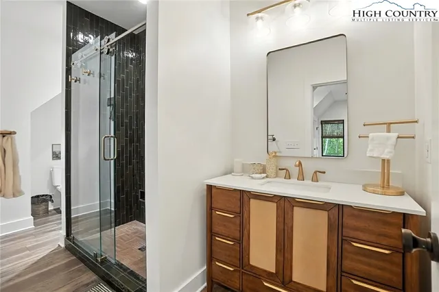 $1,799,000 | 727 Riverwind Drive, Lansing, NC 28643