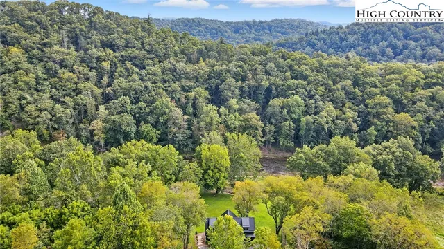 $1,799,000 | 727 Riverwind Drive, Lansing, NC 28643