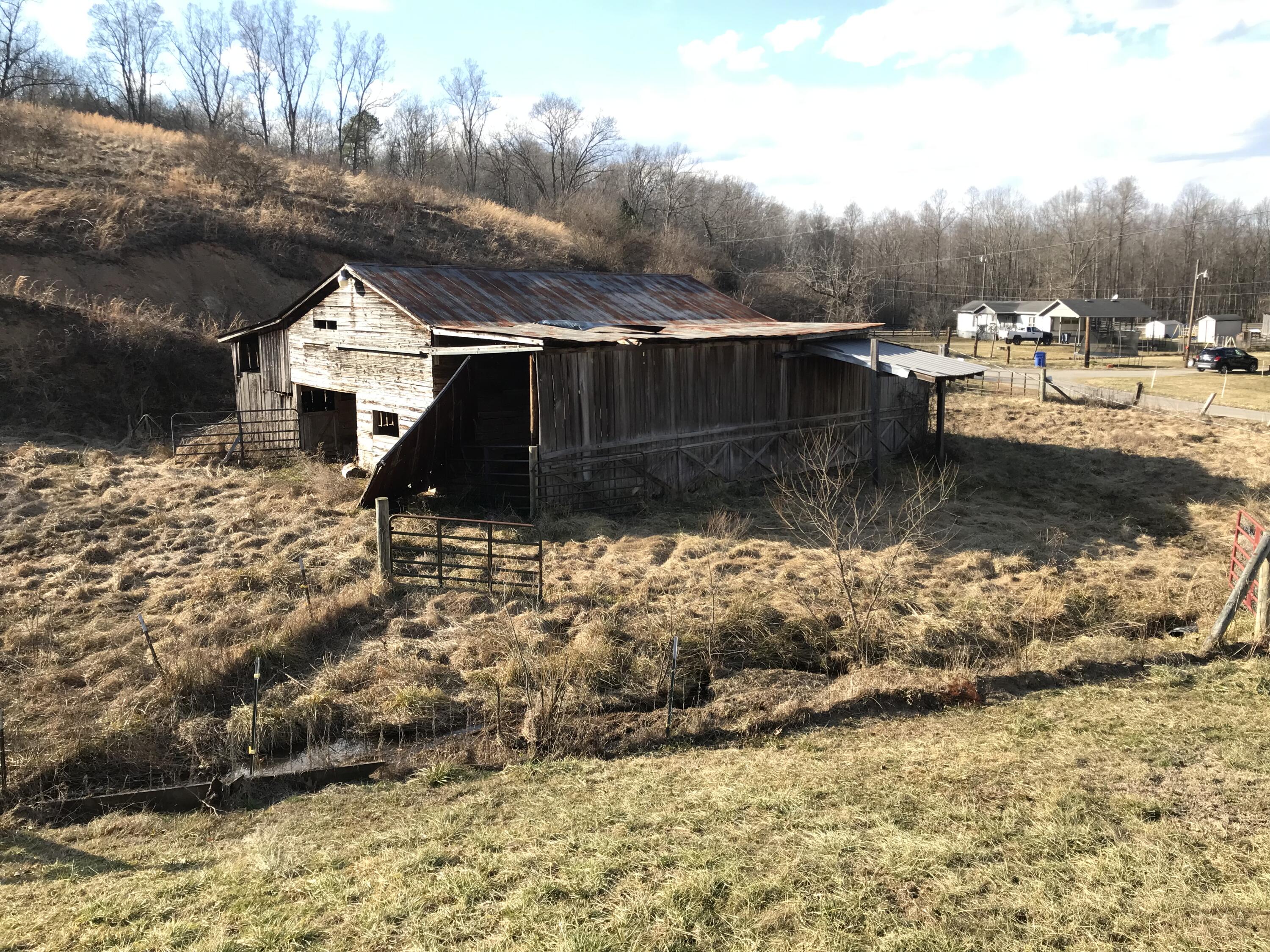1455 Tidal Wave Road Corbin, KY 40701 - Photo 25 of 27 577F03B9-8D48-45F6-9A66-49562E4A6F3D