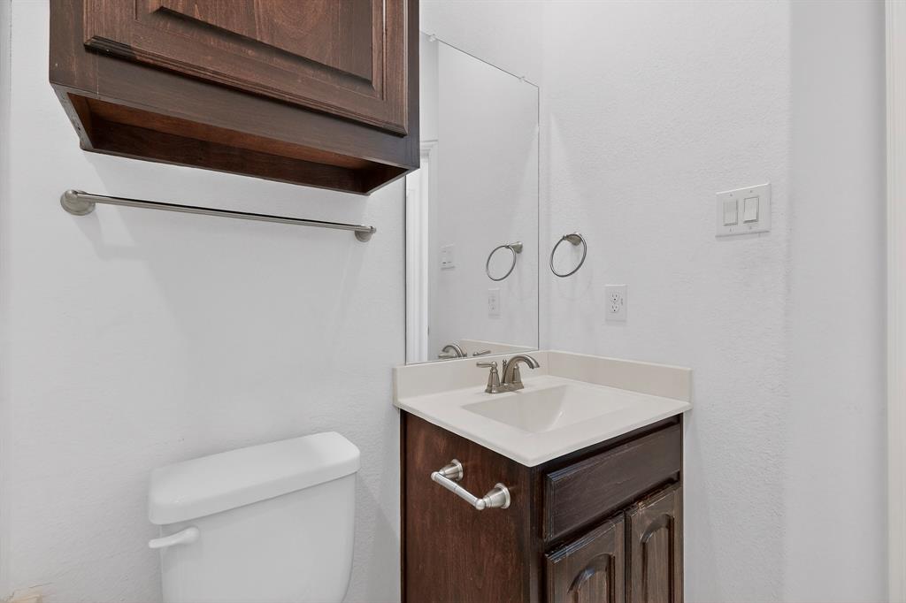 2249 English Ivy Road Frisco, TX 75033 - Photo 12 of 40