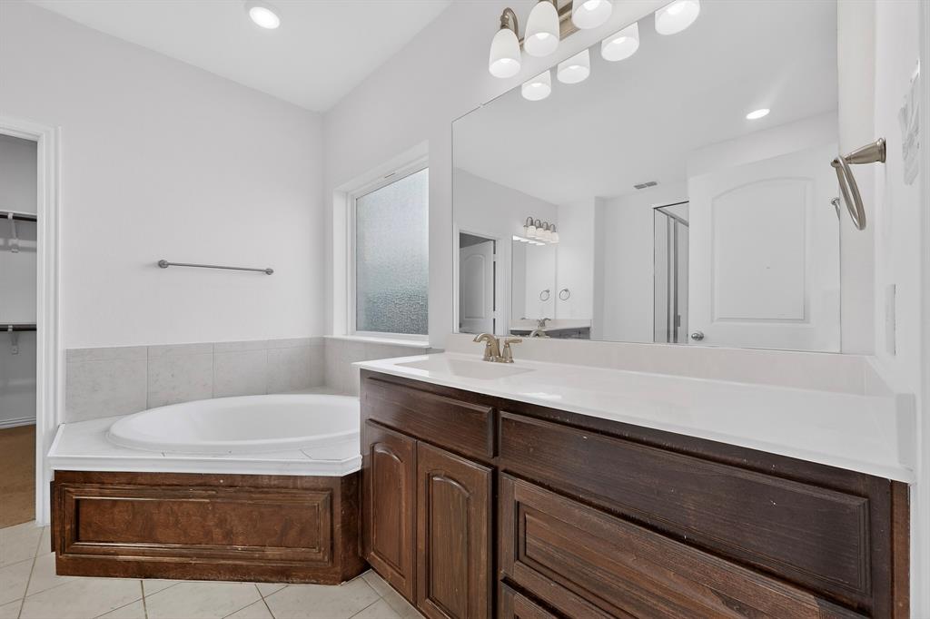 2249 English Ivy Road Frisco, TX 75033 - Photo 18 of 40