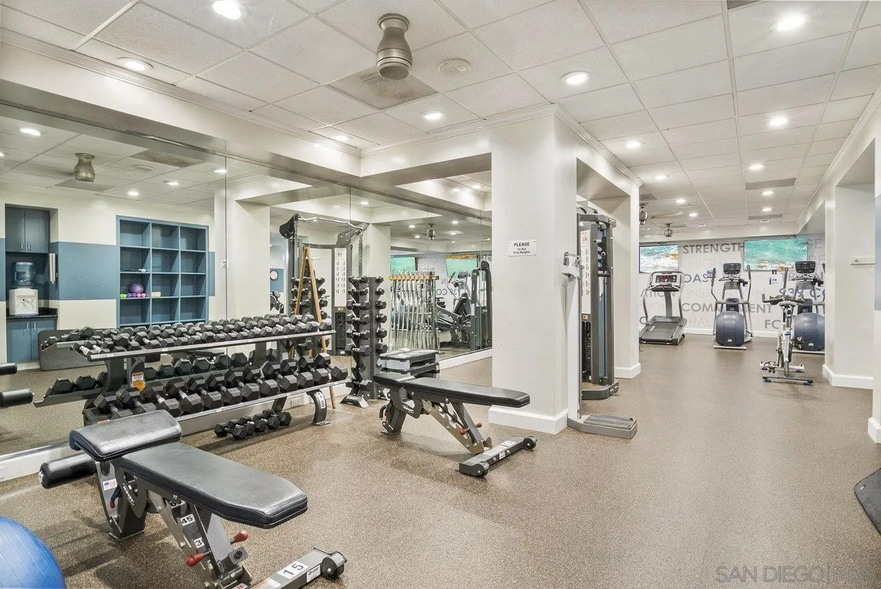 939 Coast Boulevard, Unit 4H La Jolla, CA 92037 - Photo 25 of 39 a view of a room with gym equipment