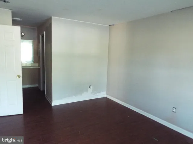 $211,400 | 8720 Sugarwood Court, Unit 1, Manassas, VA 20110