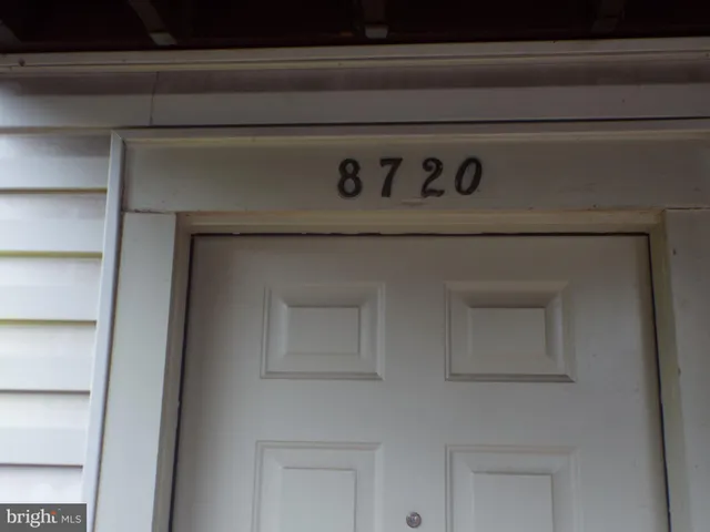 $211,400 | 8720 Sugarwood Court, Unit 1, Manassas, VA 20110