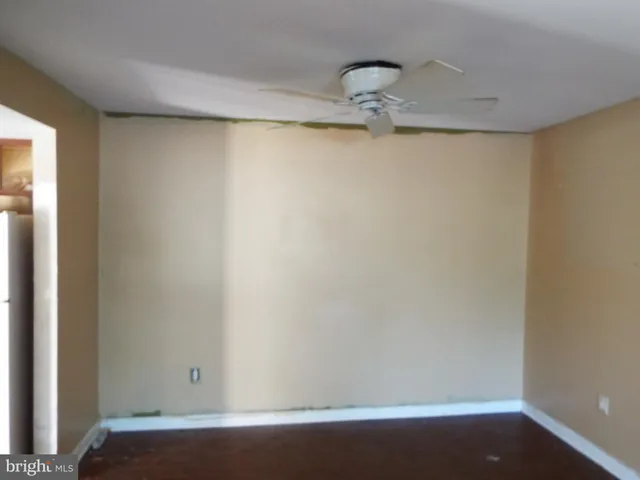 $211,400 | 8720 Sugarwood Court, Unit 1, Manassas, VA 20110