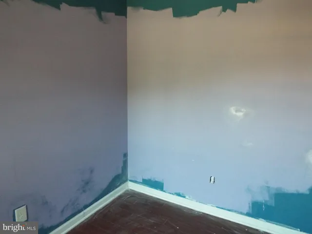 $211,400 | 8720 Sugarwood Court, Unit 1, Manassas, VA 20110