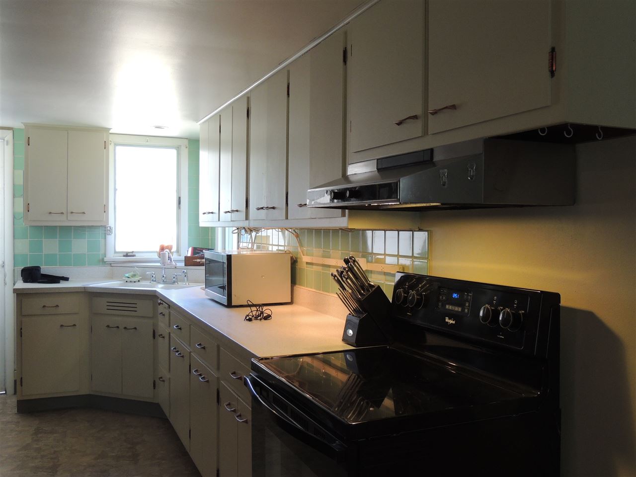 803 Halsted Road Rockford, IL 61103 - Photo 16 of 22 Gallery Image 16