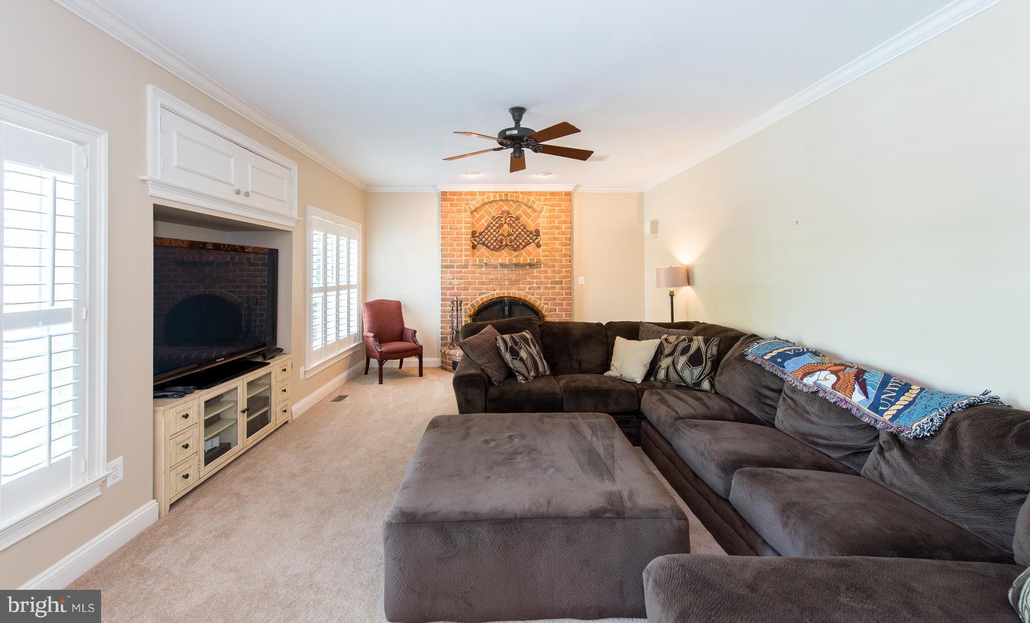 10407 Wetherburn Road Woodstock, MD 21163 - Photo 12 of 30 Family Room