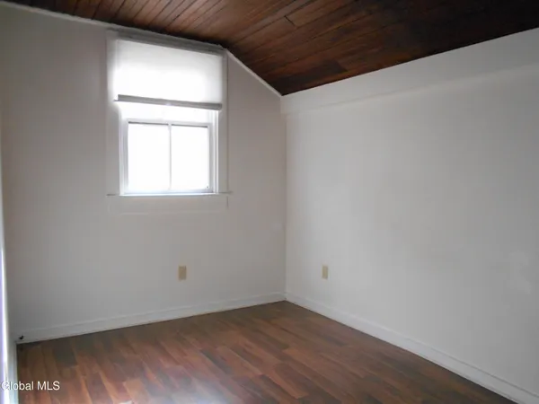 $1,845 | 8 5th Avenue, Unit 2, Saratoga Springs, NY 12866