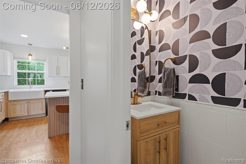 124 Rexton Street Novi, MI 48377 - Photo 17 of 44