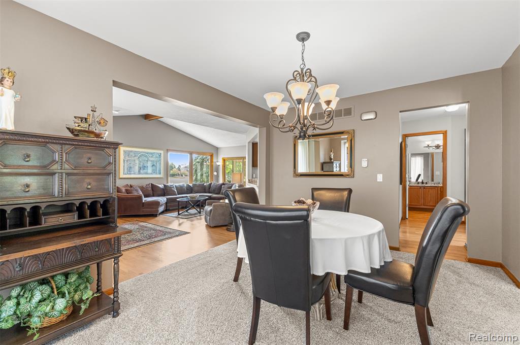46671 Mornington Road Canton, MI 48188 - Photo 12 of 76 Gallery Image 12