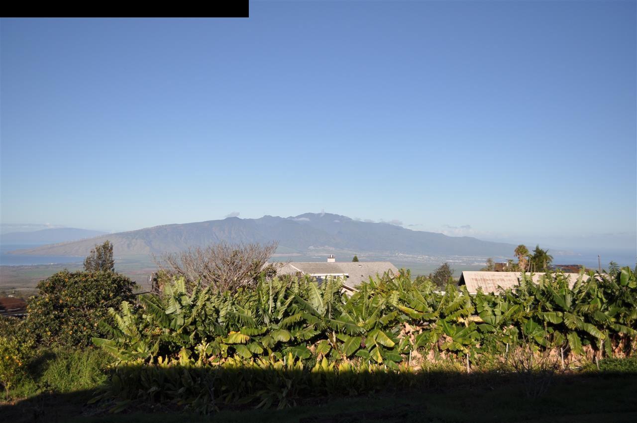 20 Pulehunui Road Kula, HI 96790 - Photo 2 of 30 a view of a mountain