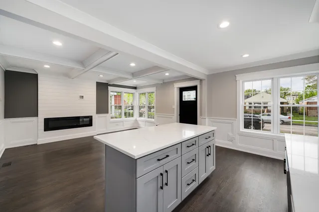 $289,926 | 8449 South Euclid Avenue, Chicago, IL 60617