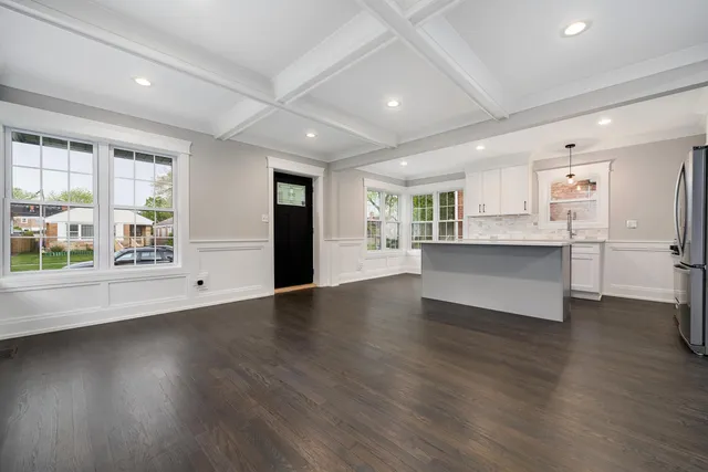 $289,926 | 8449 South Euclid Avenue, Chicago, IL 60617