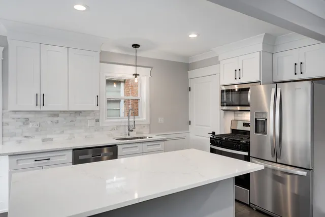 $289,926 | 8449 South Euclid Avenue, Chicago, IL 60617