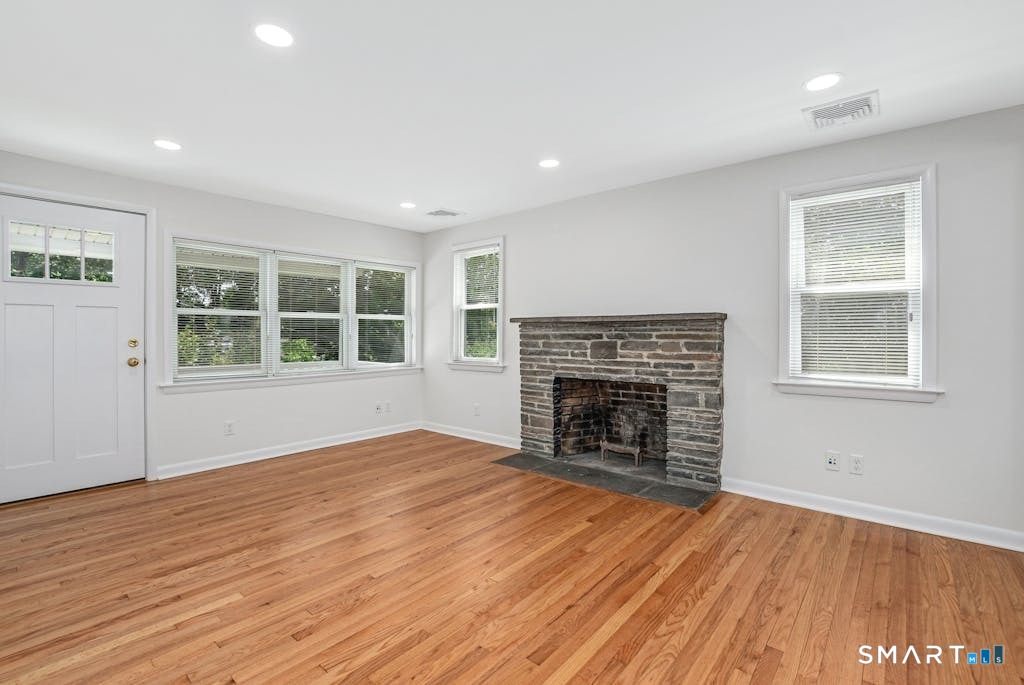 3 Wild Rose Road Westport, CT 06880 - Photo 7 of 19 Gallery Image 7