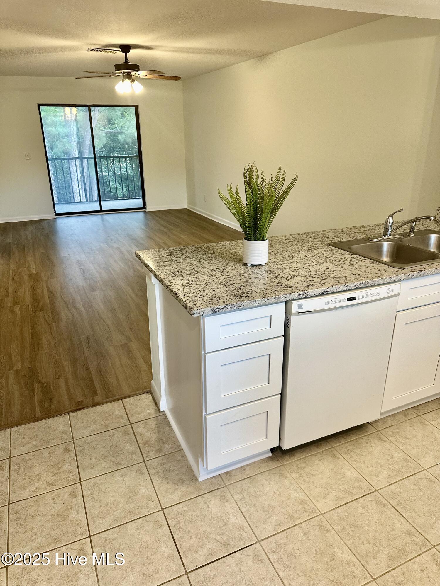 4451 Holly Tree Road Wilmington, NC 28412 - Photo 7 of 21 IMG_4171