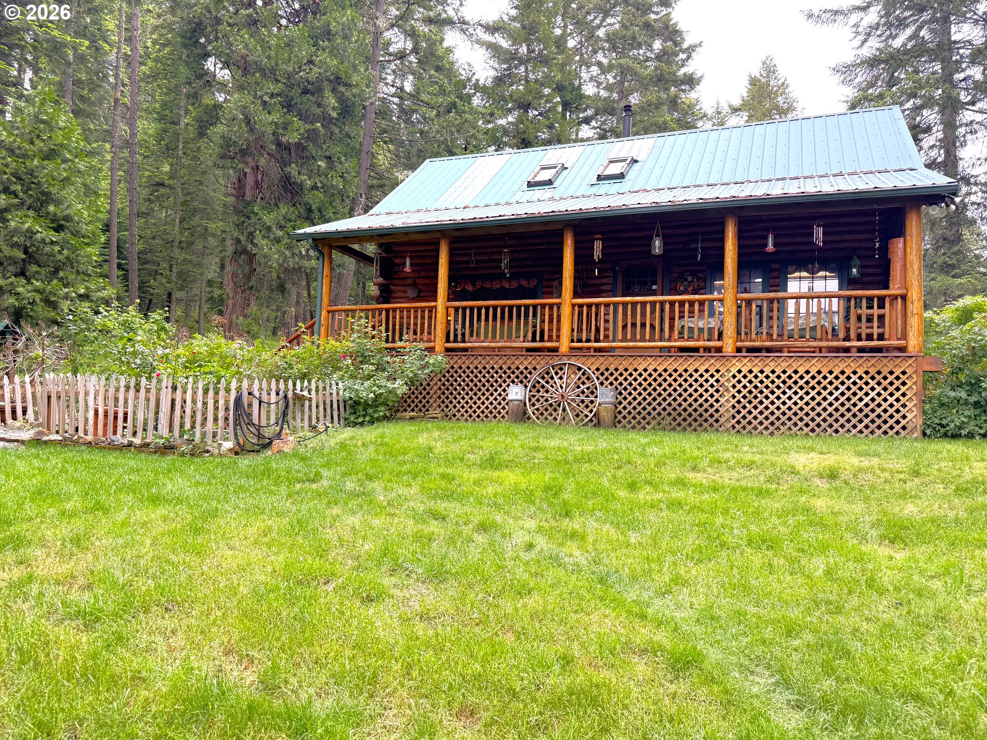 440 Forrest Road Azalea, OR 97410 - Photo 45 of 48 Dog Run