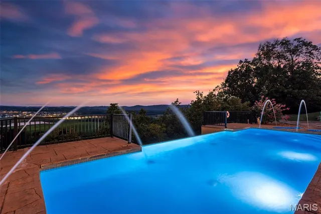 $1,817,000 | 265 Deer Run Lane, Eureka, MO 63025