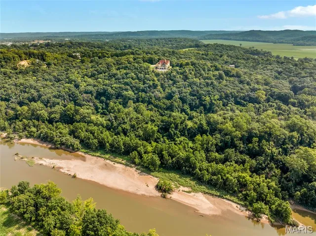 $1,817,000 | 265 Deer Run Lane, Eureka, MO 63025