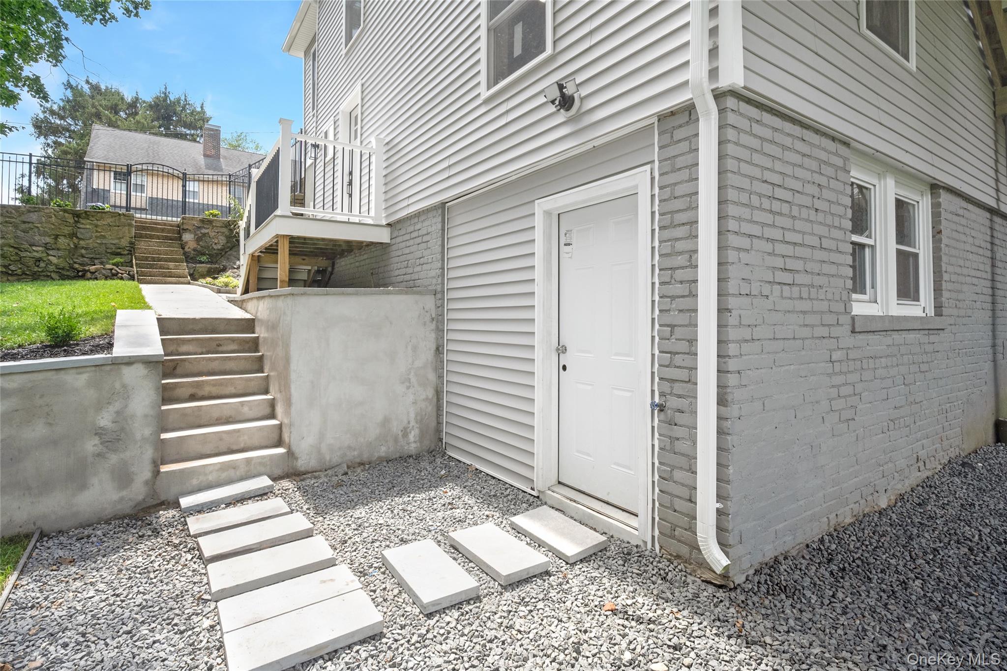 3 Sylvan Place New Rochelle, NY 10801 - Photo 24 of 29 a view of entryway of a house