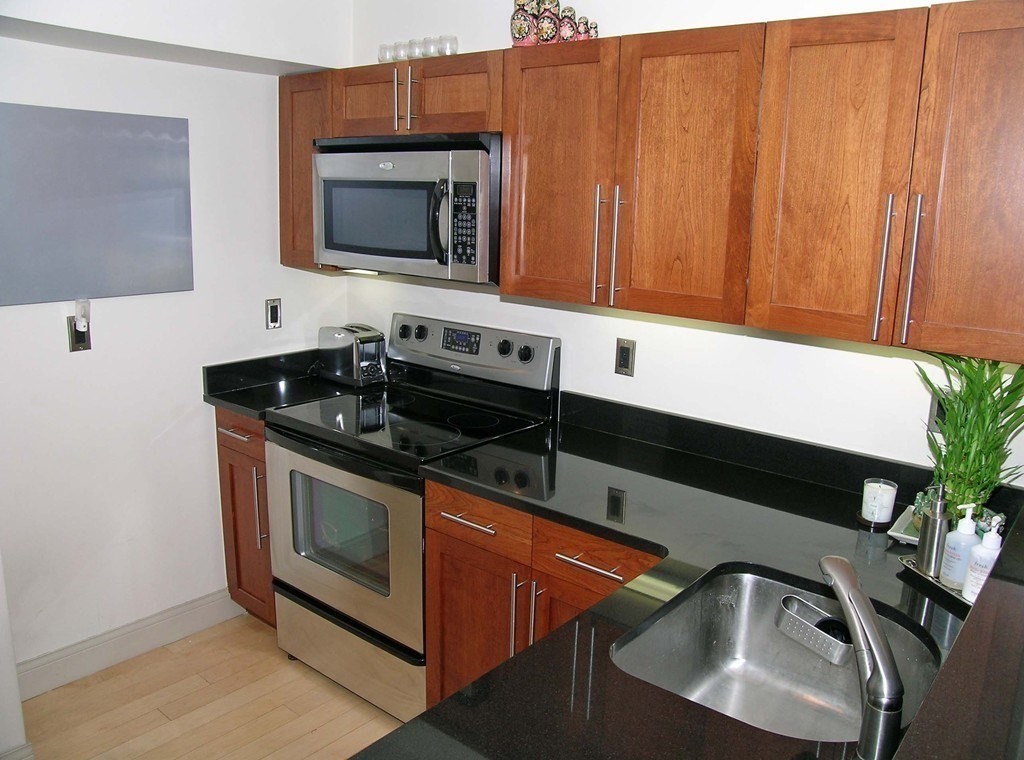 1600 Beacon Street, Unit 903 Brookline, MA 02446 - Photo 8 of 16