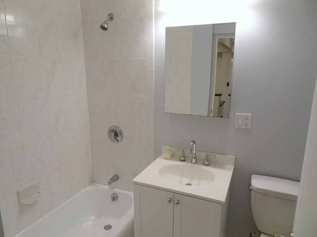 1600 Beacon Street, Unit 903 Brookline, MA 02446 - Photo 9 of 16