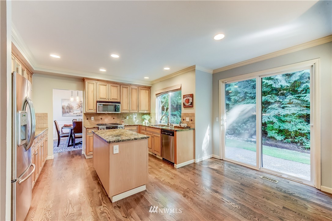 20411 28th Avenue Southeast Bothell, WA 98021 - Photo 8 of 24