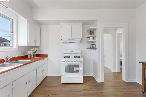 $399,000 | 1328 89th Avenue, Oakland, CA 94621