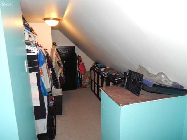 5022 Deland Road Flushing, MI 48433 - Photo 22 of 36 21139312-21.JPG