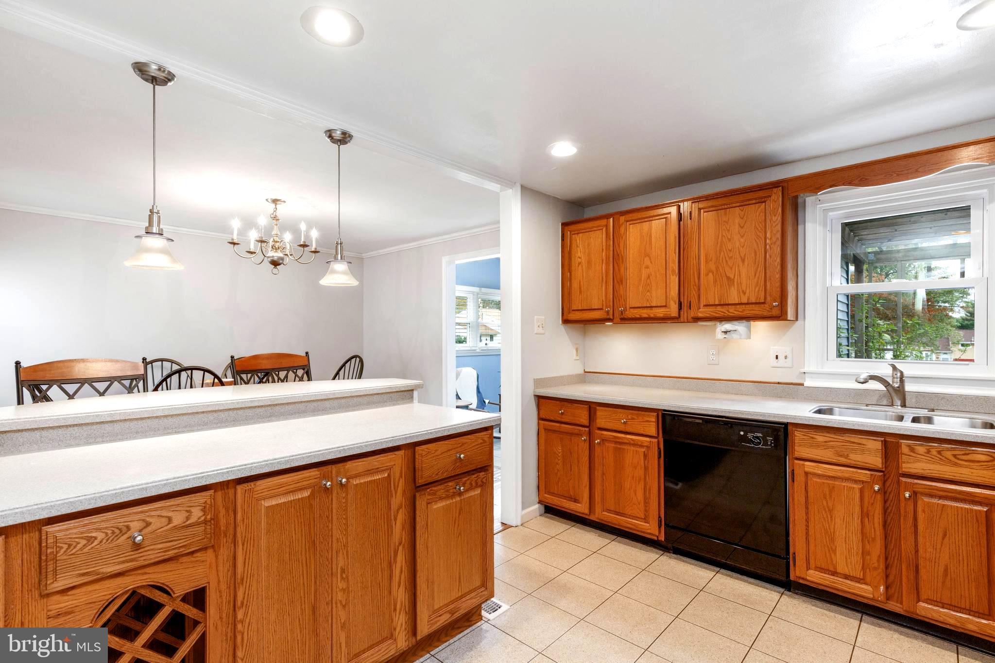 1467 St John Road Abington, PA 19001 - Photo 11 of 38 Gallery Image 11