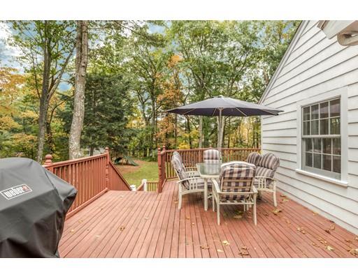 175 Locksley Road Lynnfield, MA 01940 - Photo 27 of 30 Gallery Image 27