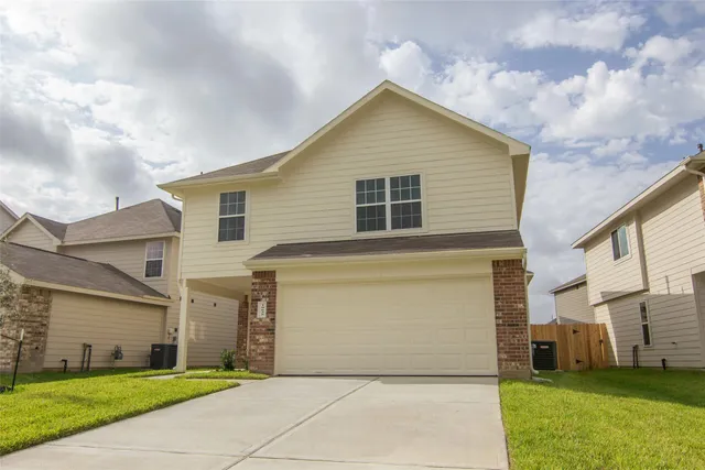 $1,900 | 18635 Bell Ravine Drive, Katy, TX 77449