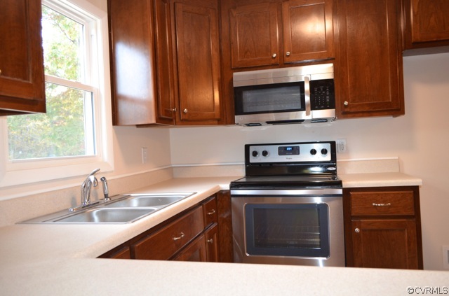 5007 Ruffin Road Prince George, VA 23875 - Photo 5 of 18 Gallery Image 5