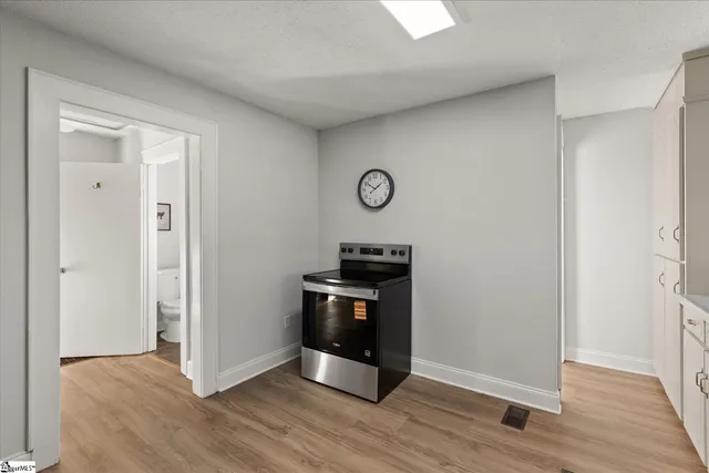 $249,000 | 224 Syphrit Road, Wellford, SC 29385