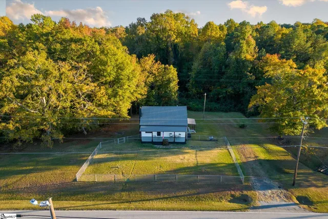 $249,000 | 224 Syphrit Road, Wellford, SC 29385