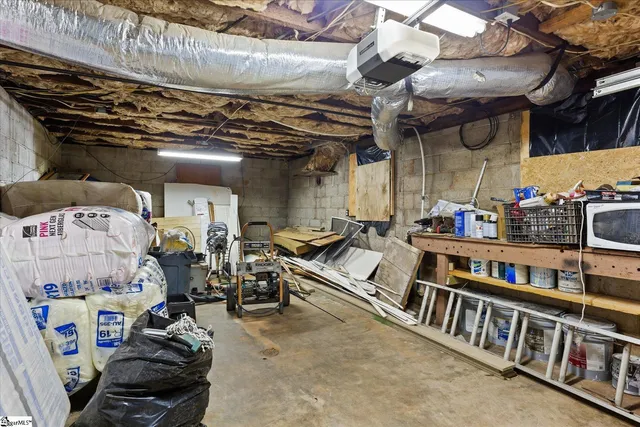 $249,000 | 224 Syphrit Road, Wellford, SC 29385