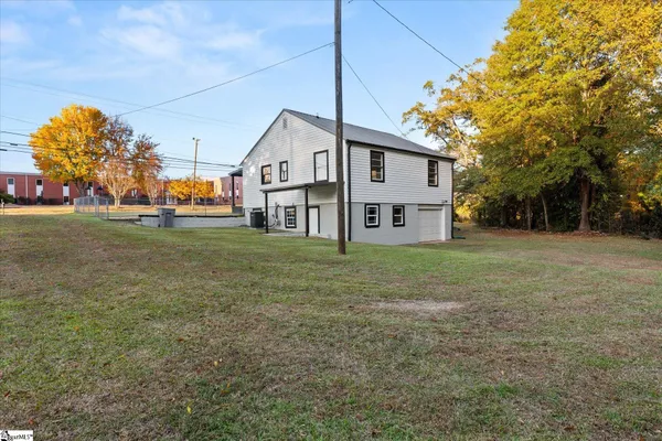 $215,000 | 224 Syphrit Road, Wellford, SC 29385